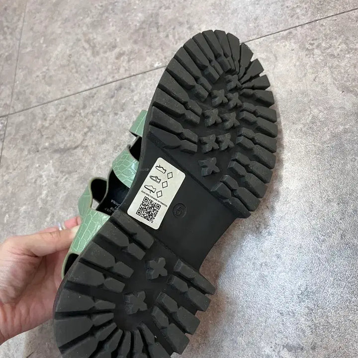 [SOLD OUT] 민트 크로커 샌들 플랫폼 240