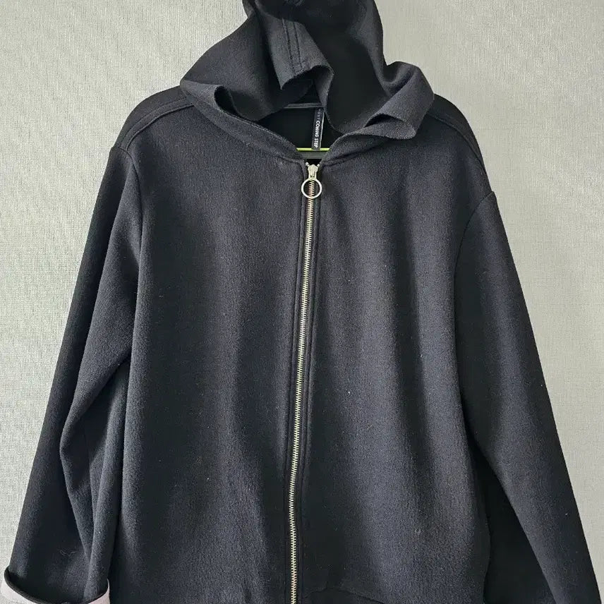 [BUNJANG] POST COMING STEP Black Hooded Zip-up Jacket / POST COMING STEP 블랙 후드 집업 FREE