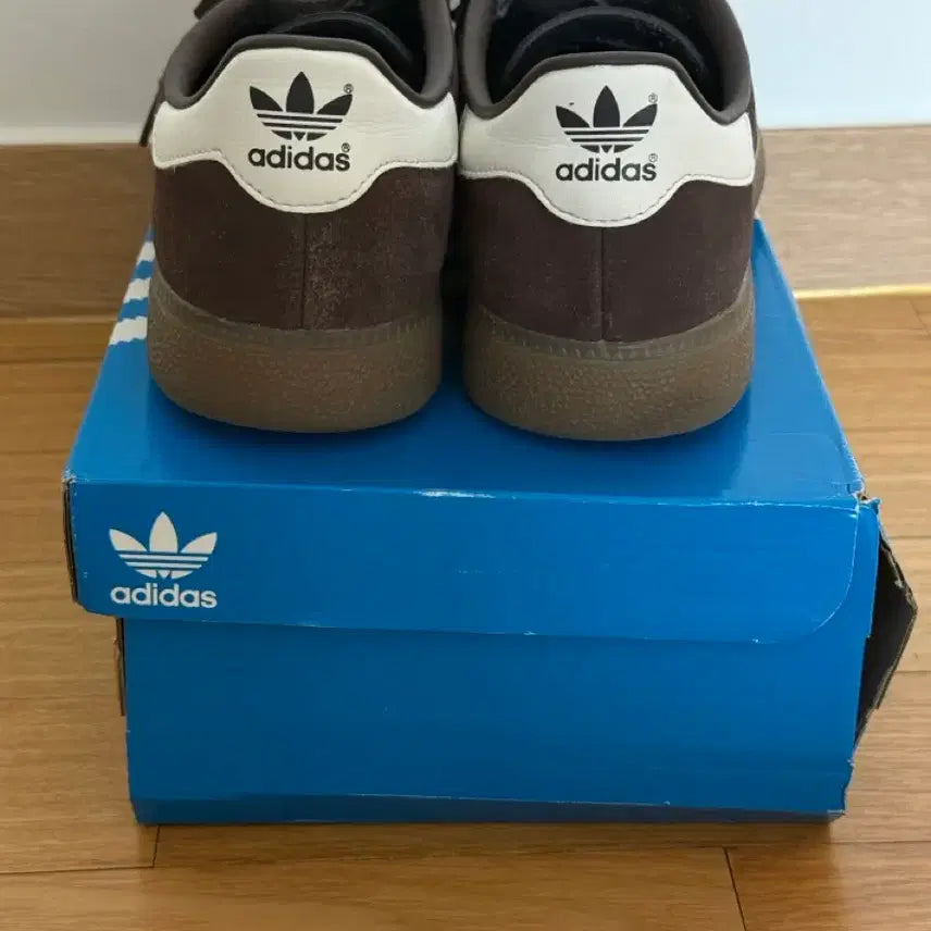 [SOLD OUT] 아디다스 뮌헨 GW1401 브라운 275