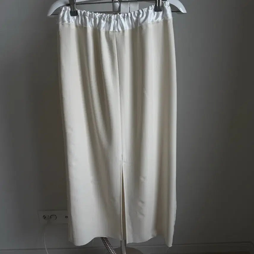 [BUNJANG] Ivory Long Skirt / 아이보리 밴딩 롱스커트