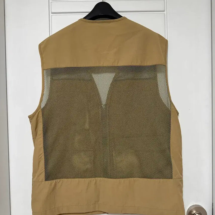[SOLD OUT] NEPA 베이지색 메쉬 조끼 100사이즈 등산 캠핑 아웃도어