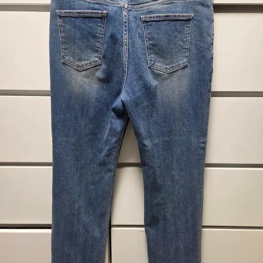 [BUNJANG] Salty Light Wash Denim Trousers / 솔티 연청 데님트라우저