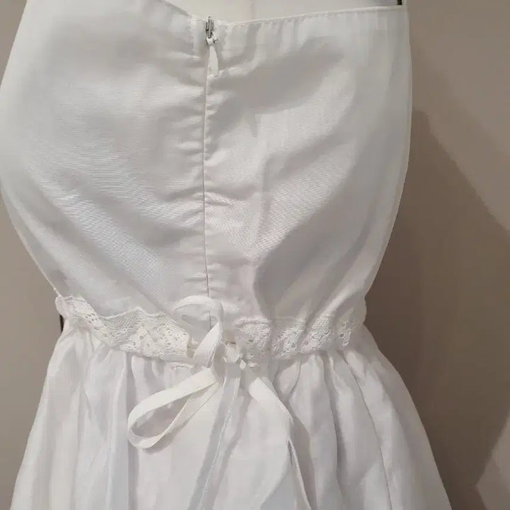[BUNJANG] White Lace Strap Sleeveless Blouse / 화이트 레이스 끈 민소매 블라우스