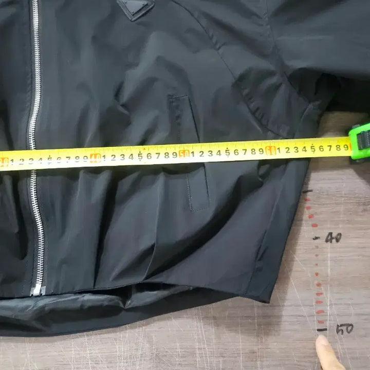 [SOLD OUT] 블랙 크롭기장 바람막이 자켓