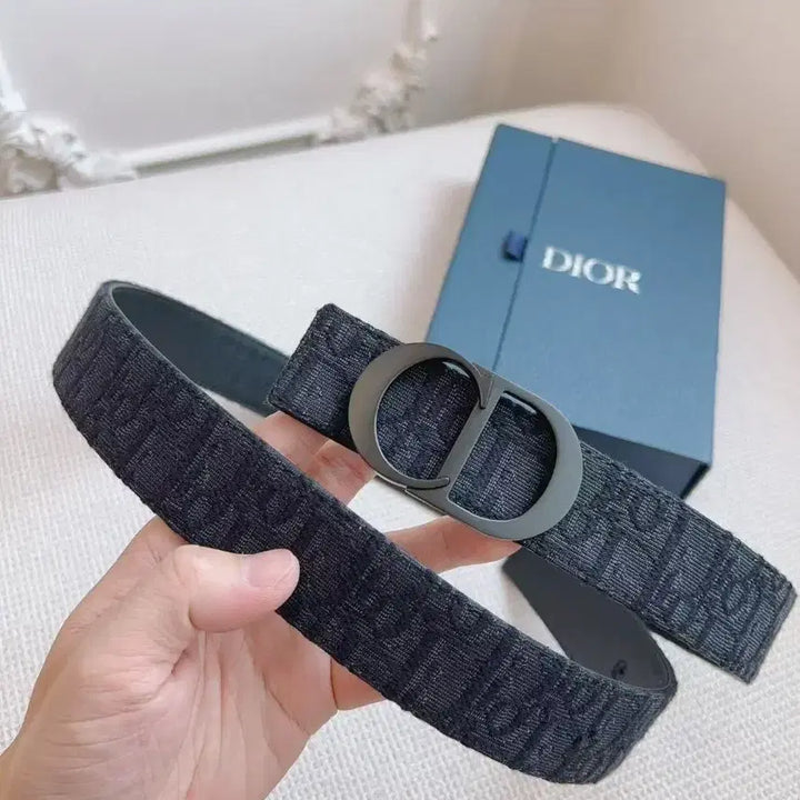 [SOLD OUT] 디올 패션 캐주얼 비즈니스 남성 벨트 95 폭 3.5cm