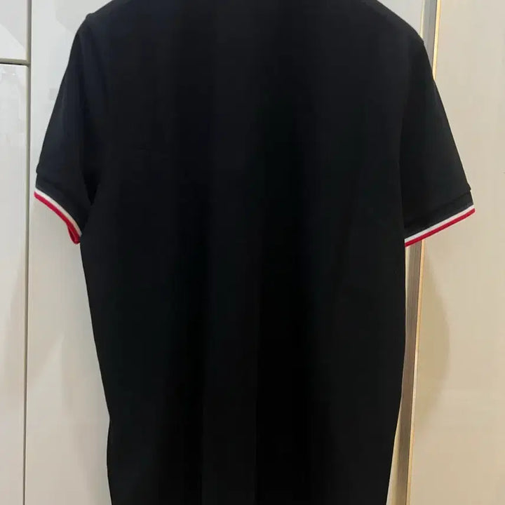 [BUNJANG] Moncler Black Collar T-Shirt M / 23fw 몽클레어 블랙카라티 (새상품급)