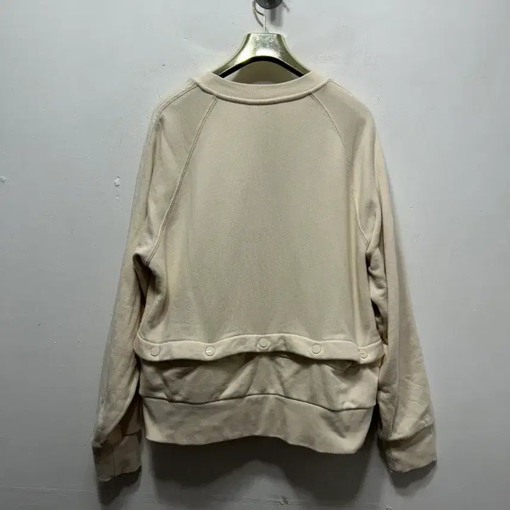 [BUNJANG] Adidas Button Detail Sweatshirt Ivory M / 아디다스 버튼 디테일 맨투맨 아이보리 M