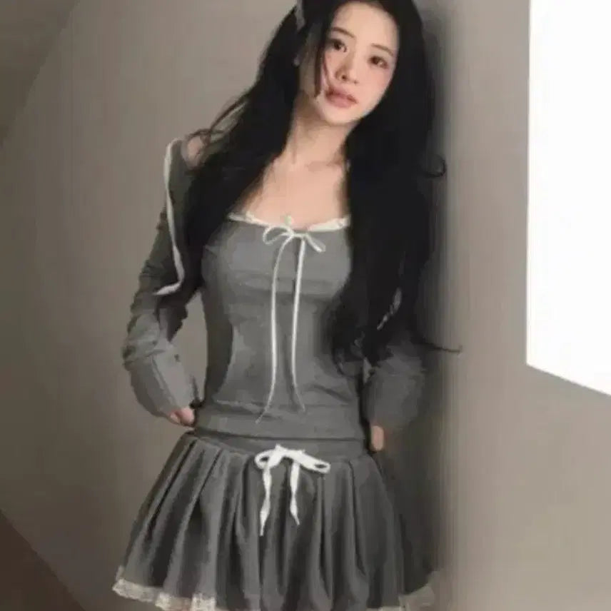 [BUNJANG] Cloud Emotion Two-Piece Set / 클라우드이모션 투피스 세트