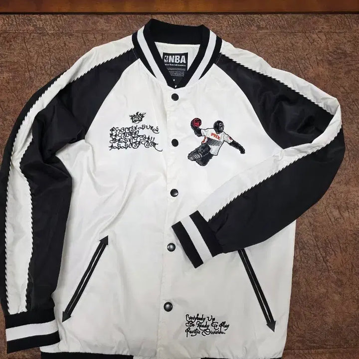 [SOLD OUT] NBA 피닉스 선즈 고릴라 자수 바시티 자켓 스카잔 M