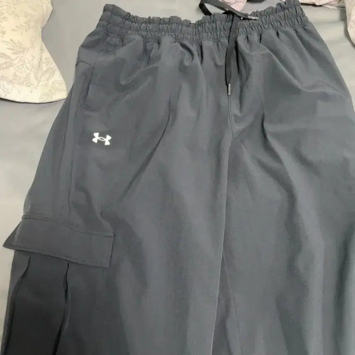 [BUNJANG] Under Armour Dark Grey Cargo Training Pants L / 언더아머 다크그레이  카고 트레이닝 팬츠 L