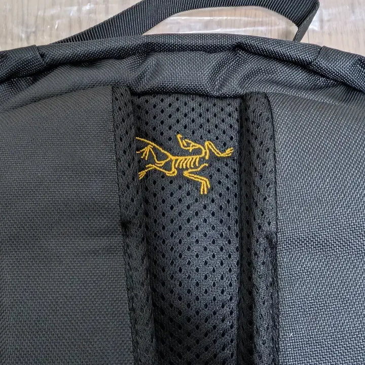 [SOLD OUT] (새상품)아크테릭스 맨티스 26 백팩 블랙