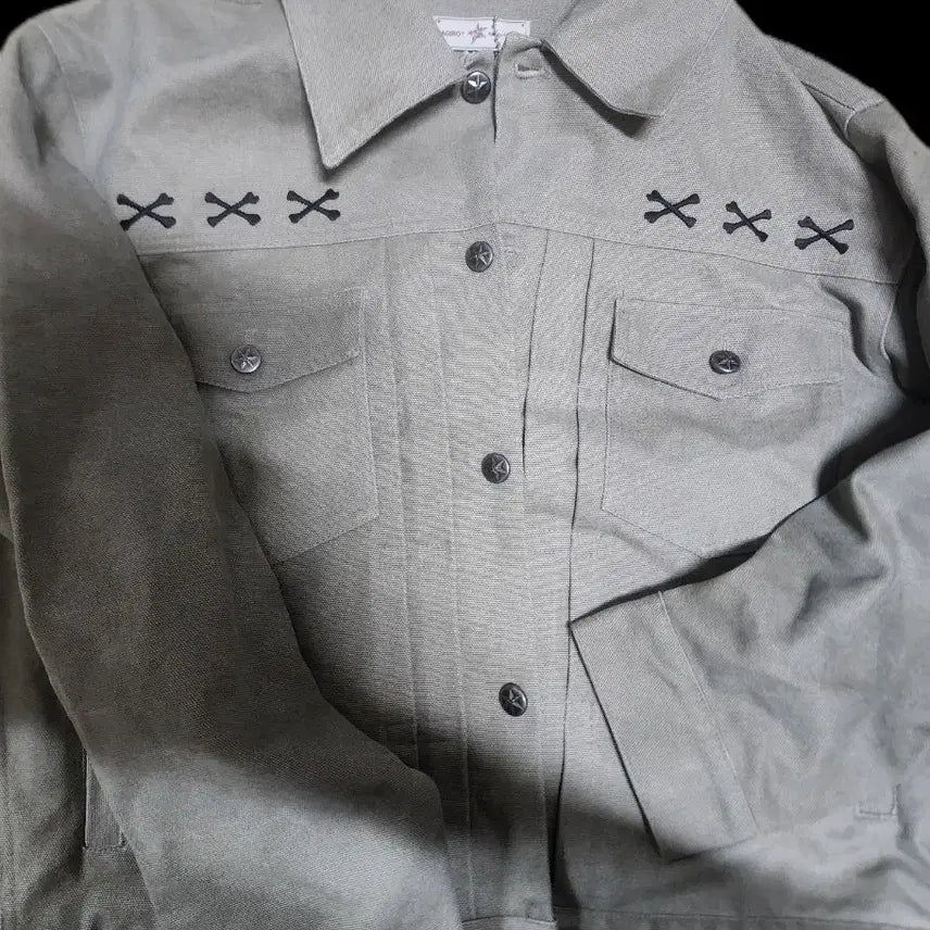 [BUNJANG] Kamien X Aoilo Cropped Trucker Jacket (Refurbished) / 2사이즈 카미엔 X 아오이로 크롭 트러커 자켓(리퍼브)