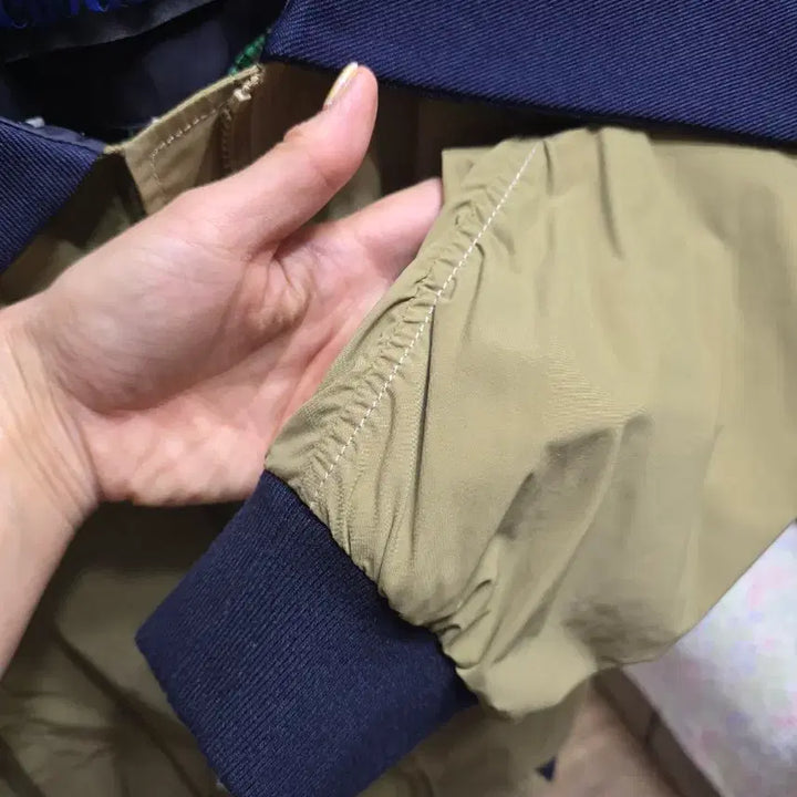 [SOLD OUT] 럭키슈에뜨 카키색 블루 카라 자켓