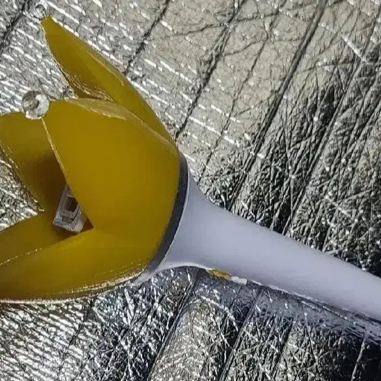 [SOLD OUT] 상태 좋은 빅뱅 응원봉 뱅봉 최저가에 팝니다!