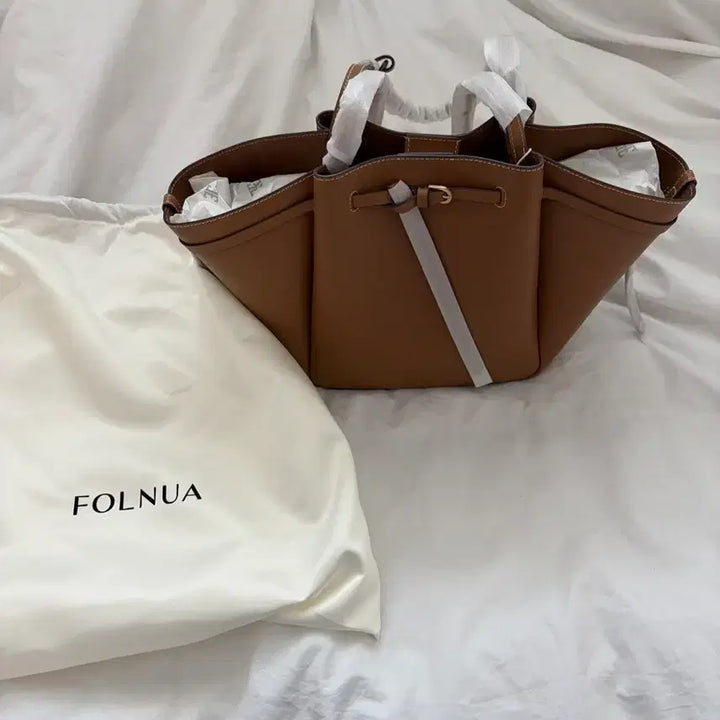 [BUNJANG] Polnuea Antos Bag Almond Stitch / (새상품)폴뉴아 안토스백 아몬드
