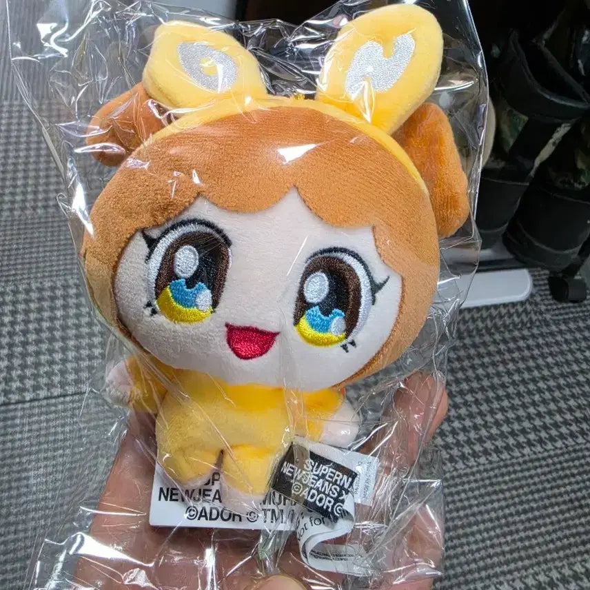 [SOLD OUT] 뉴진스 무라카미 다니엘 키링