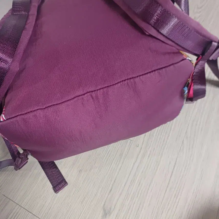 [BUNJANG] Oilly Flower Pattern Backpack Large / Oilly 오일리 플라워 패턴 백팩 라지 상태아주조아요 깨끗합니다