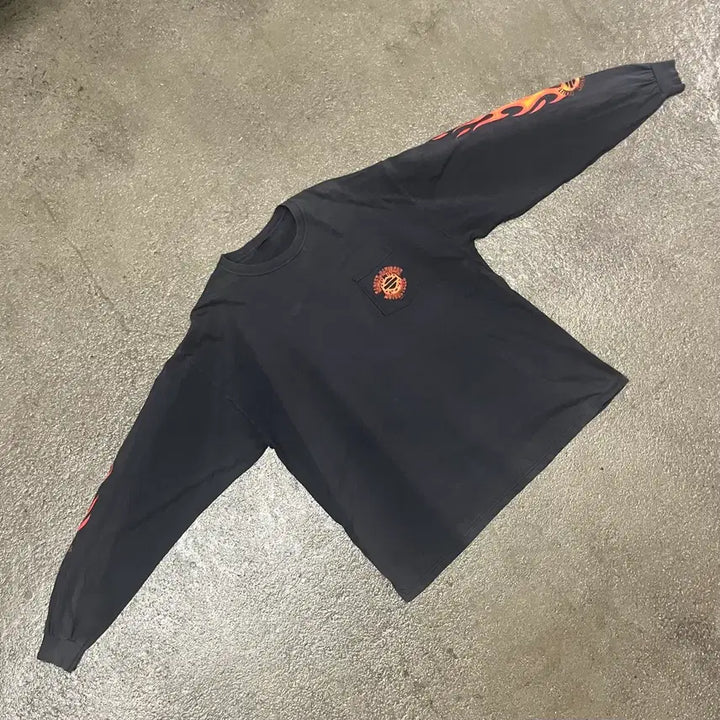 [SOLD OUT] 00s 할리데이비슨 플레임 롱슬리브 (110)