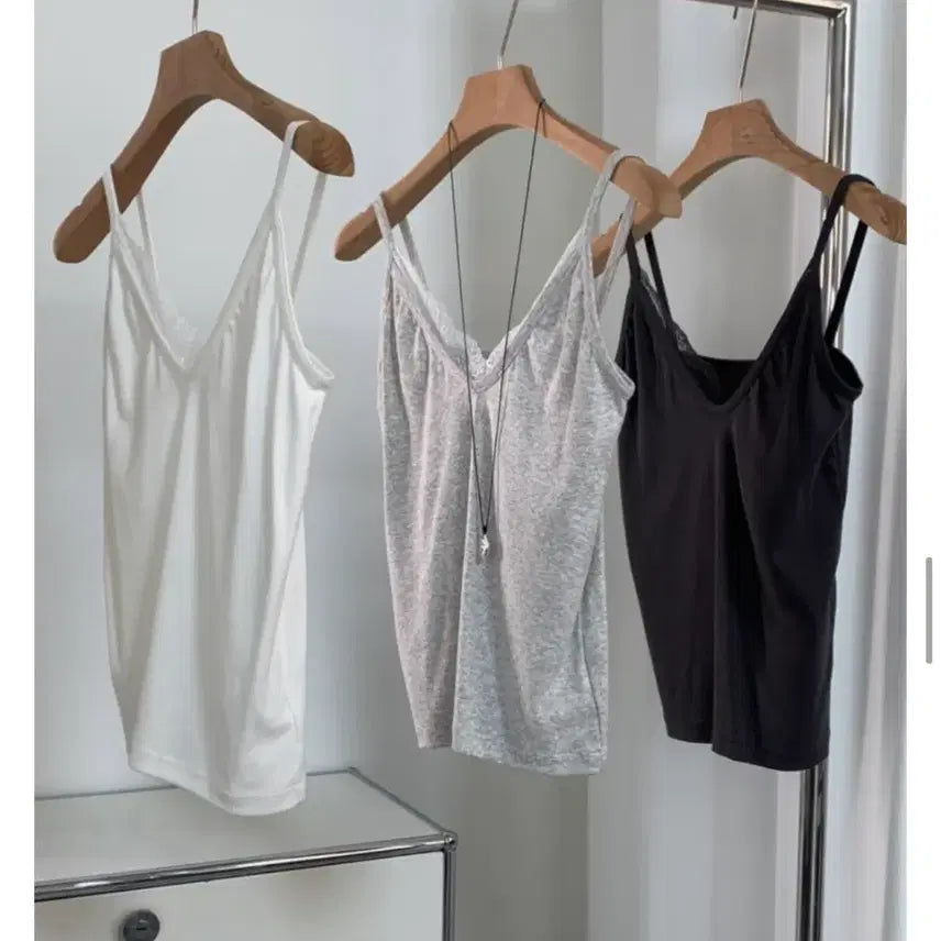 [BUNJANG] FL Flower Peach Camisole (Charcoal) / FL 플라워 피치 나시 (차콜)