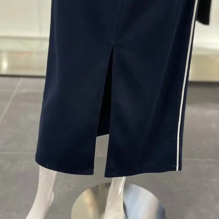 [SOLD OUT] 보브 트레이닝 스커트