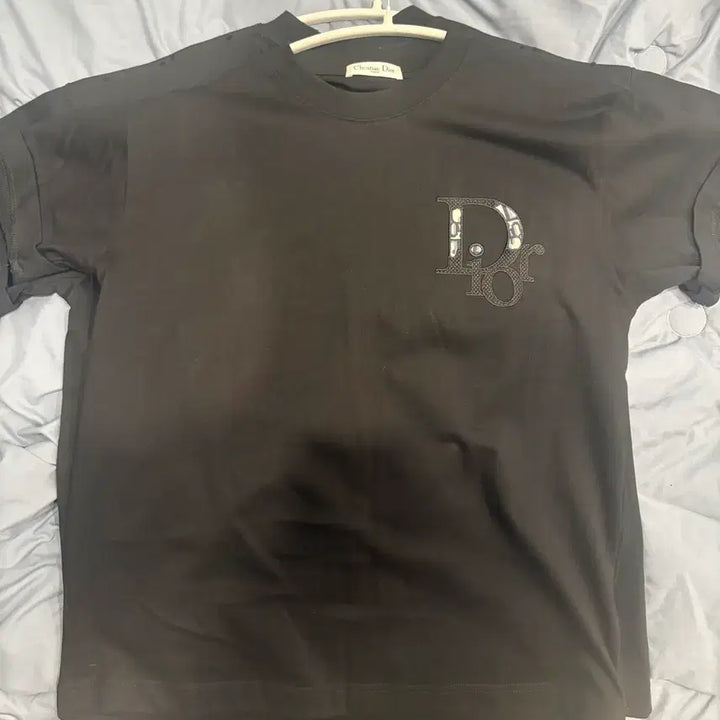 [SOLD OUT] 디올 반팔티 블랙