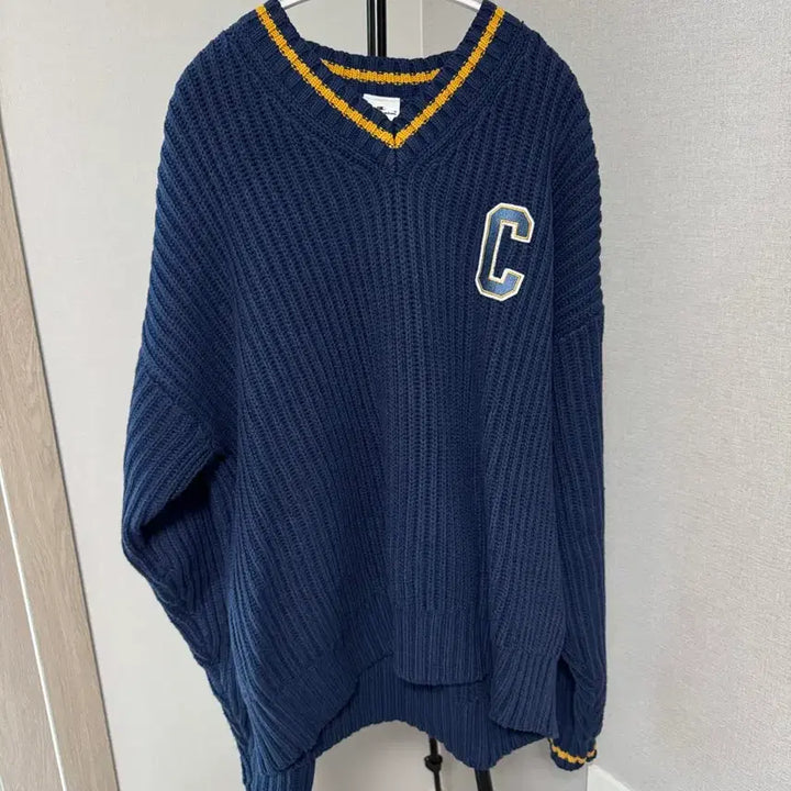 [BUNJANG] Champion Navy V-Neck Knit Sweater / 챔피온 네이비 브이넥 니트