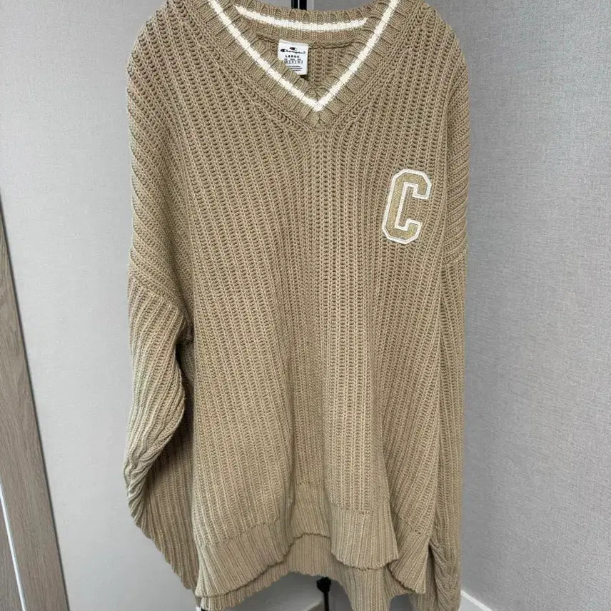 [BUNJANG] Champion V-Neck Knit Beige L / 챔피온 브이넥 니트 베이지 L