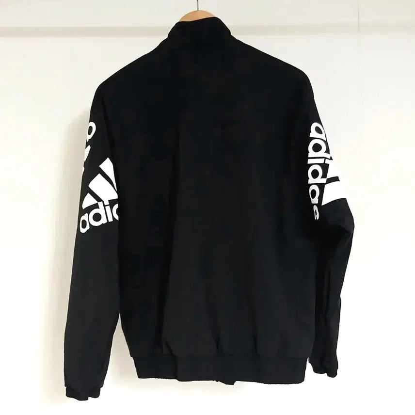 [SOLD OUT] 아디다스 바람막이:M