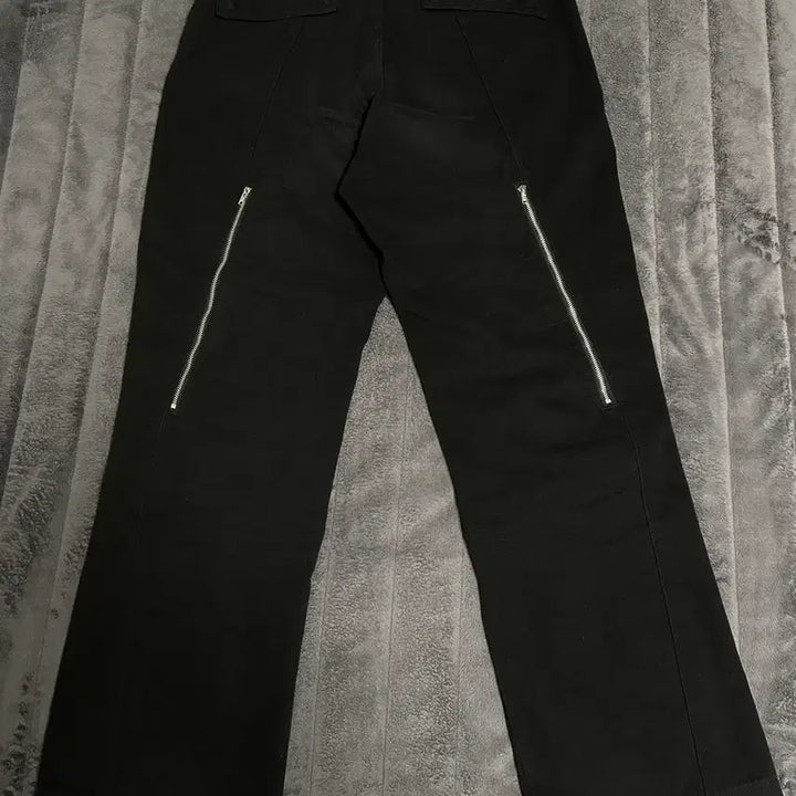 [SOLD OUT] 플라스틱프로덕트 웨이브 지퍼 팬츠 L