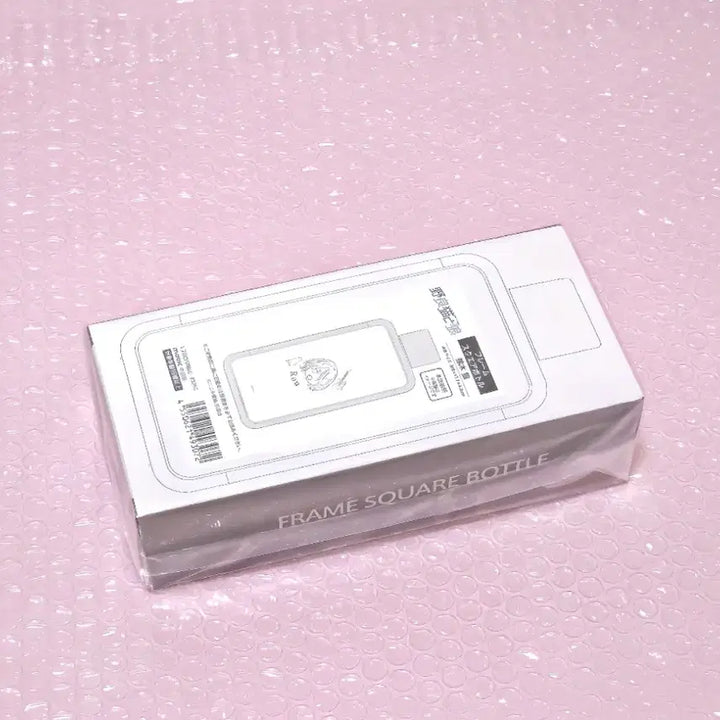 [BUNJANG] Gilgoyangyiwa Neukdae "Low" Frame Square Bottle (Sealed) / (미개봉) 길고양이와늑대 로우 프레임 스퀘어 보틀