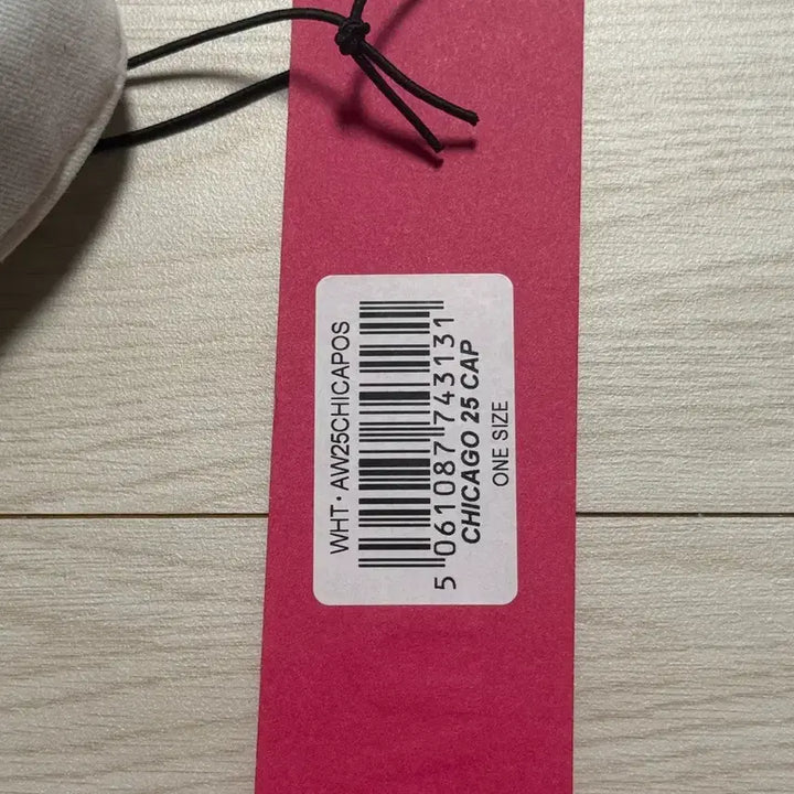 [SOLD OUT] UVU 시카고 25 캡 화이트