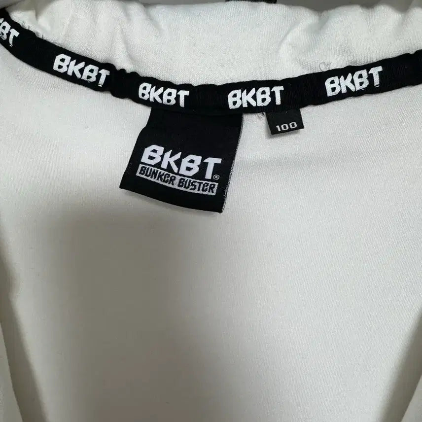 [BUNJANG] BunkerBuster White Hooded Zip-up Jacket / 벙커버스터 화이트 후드집업