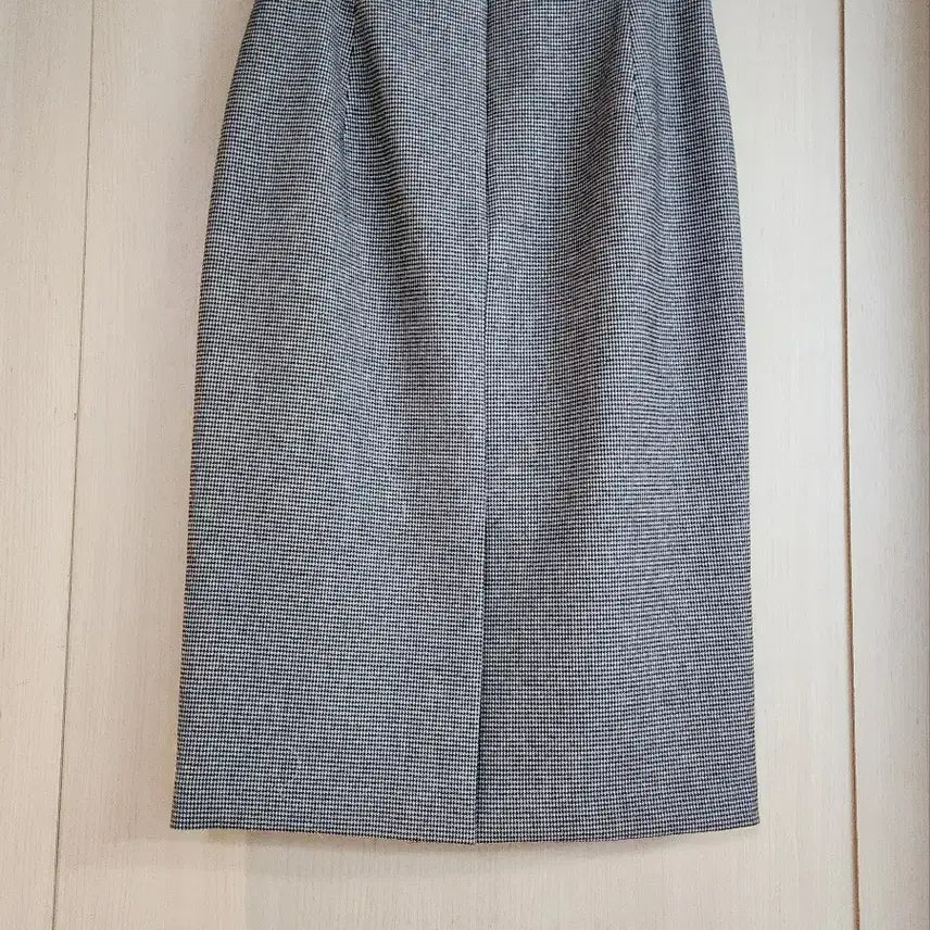 [BUNJANG] JIGOTT Black Check Skirt / JIGOTT 지고트 블랙 체크 스커트 77 팝니다.