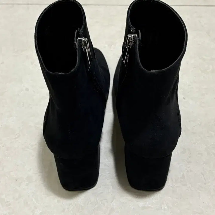 [BUNJANG] ZARA Suede Ankle Boots / zara 자라 블랙 스웨이드 앵클 부츠 37