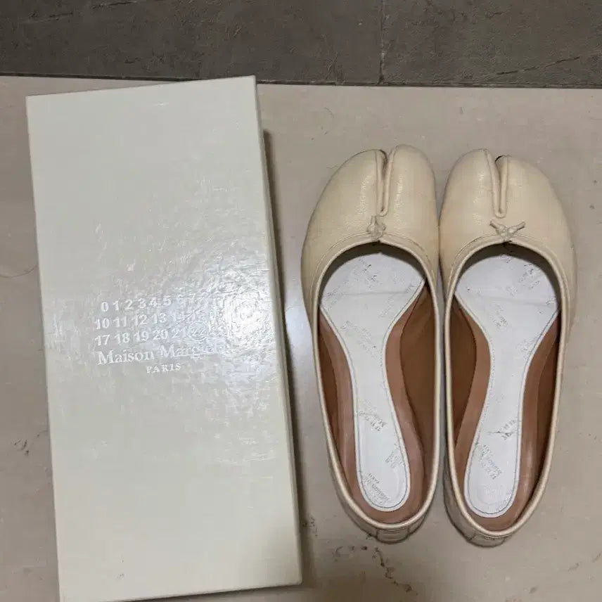 [SOLD OUT] 마르지엘라 타비 38.5