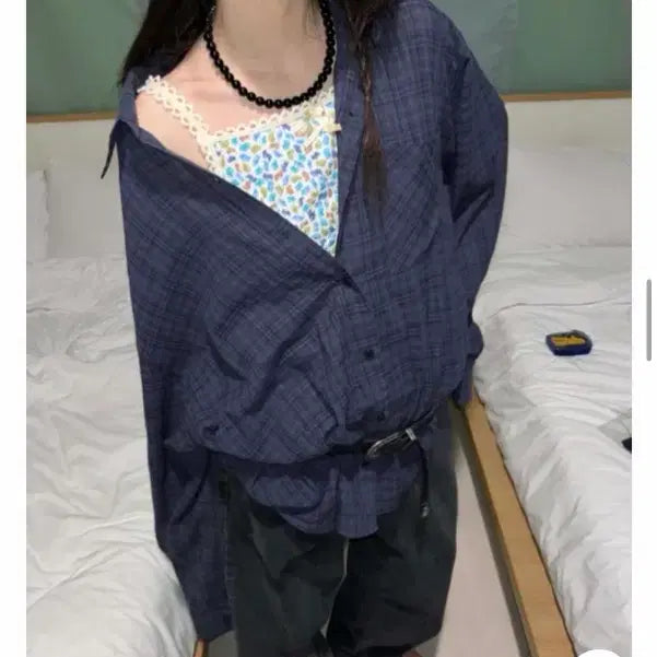 [SOLD OUT] 김아홉 프리 레이온 셔츠 네이비F