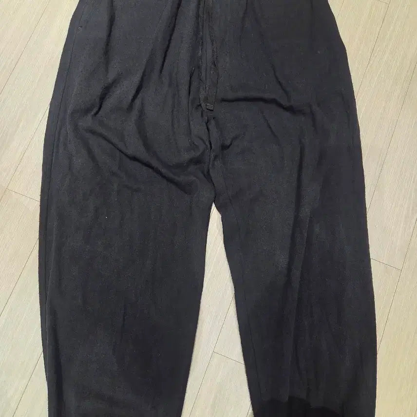 [SOLD OUT] [3] 코모리 24SS 실크넵 드로스트링 팬츠