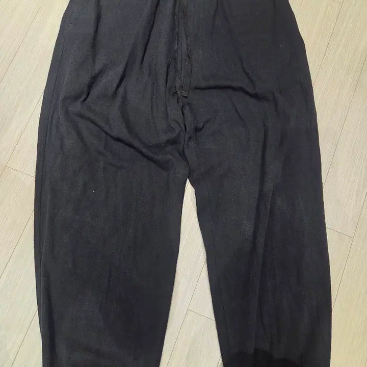 [SOLD OUT] [3] 코모리 24SS 실크넵 드로스트링 팬츠