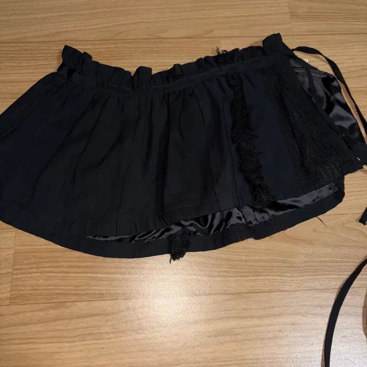 [BUNJANG] Matinkim Rough Patchwork Layered Skirt / [마뗑킴] 러프 패치워크 레이어드 스커트