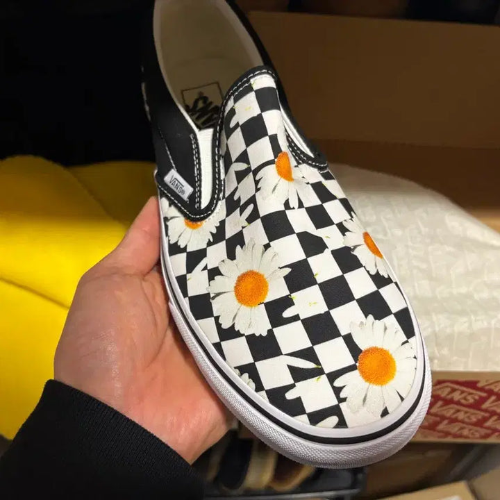 [BUNJANG] VANS 반스 러브미 러브미 낫 슬립온 데이지 / VANS 반스 러브미 러브미 낫 슬립온 데이지