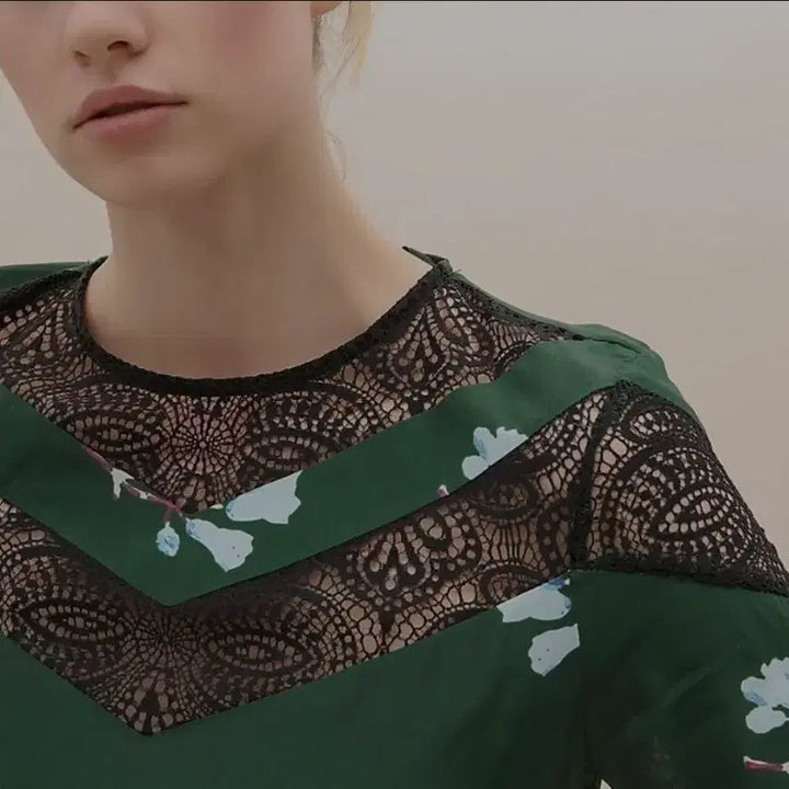 [BUNJANG] Maje Lace Asymmetric Dress / 마쥬 레이스배색 언발 원피스