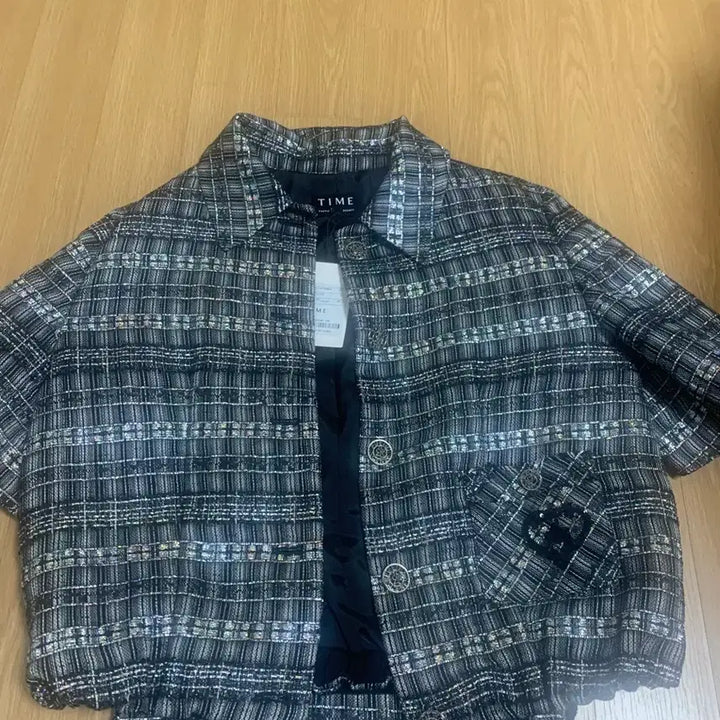 [SOLD OUT] 타임트위드셋업(새싱품)