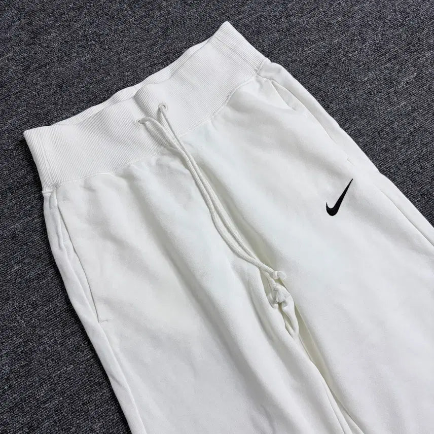 [SOLD OUT] 나이키 하이웨스트 와이드 스웻 팬츠