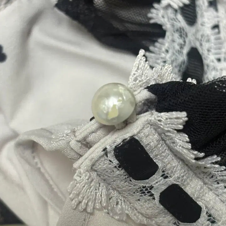 [BUNJANG] Liz Lisa Heart Blouse / 리즈리사 하트 블라우스  일브스나걸리양지뢰양산형지뢰계시허니앙크루즈노에미