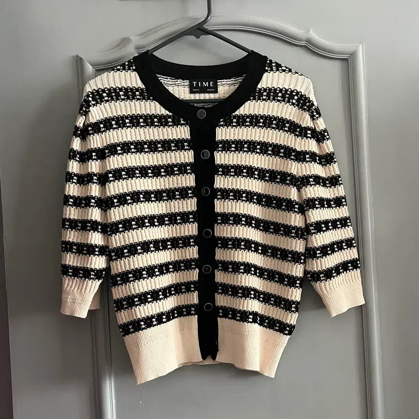 [SOLD OUT] 22ss 타임 니트 가디건 90사이즈
