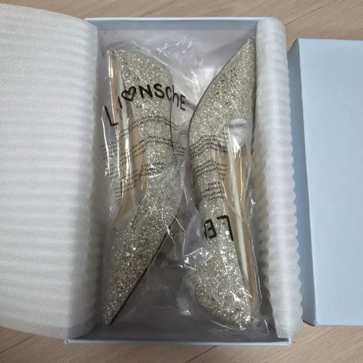 [BUNJANG] LeMonShow Glitter Heel Wedding Shoes / 르몽쉐 글리터힐 웨딩슈즈 235