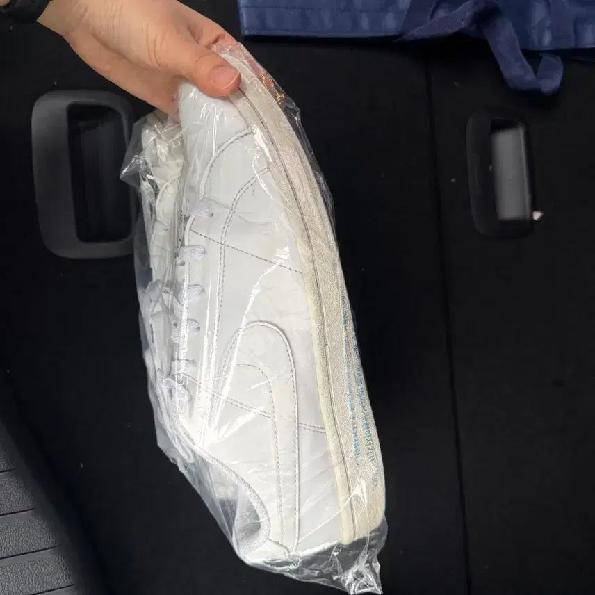 [BUNJANG] Nike All White Sneakers / 나이키 올화이트 운동화