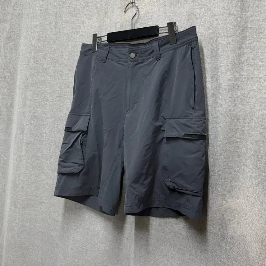 [BUNJANG] Columbia Titanium Functional Cargo Shorts / [32] 컬럼비아 타이타늄 기능성 카고 반바지
