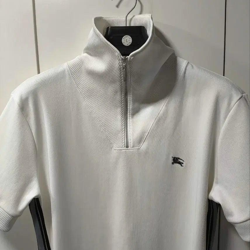 [BUNJANG] Burberry High Neck Half Zip Knit / M 버버리 하이넥 니트 반집업 하프집업