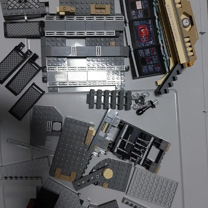 [BUNJANG] LEGO Batman The Riddler Duel Building Parts Bulk Bricks / 레고 배트맨 리들러 결투 건물 부품 벌크브릭들